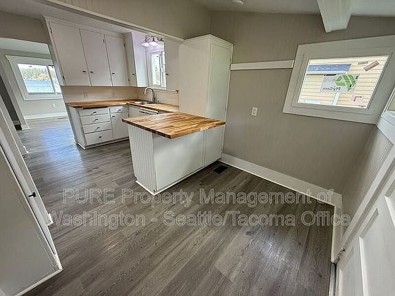 5th image of 851 173rd St S