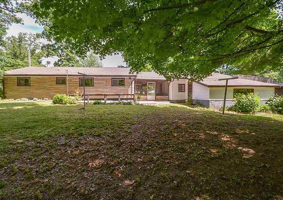 2nd image of 5333 E County Road 1100 N