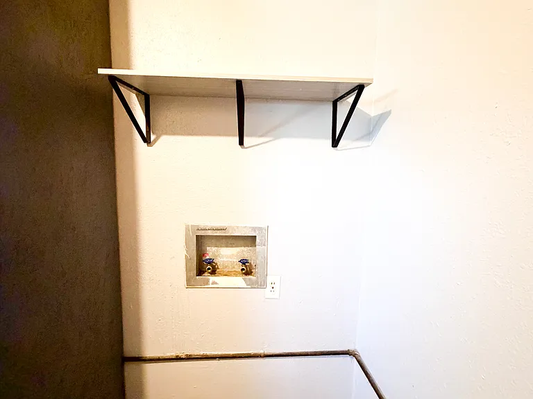 1204 Chippendale Dr — Photo 11
