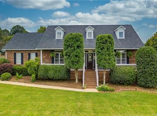 1929 Old Farm Rd, Lincolnton, NC 28092