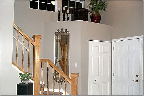 Foyer-Beautiful Entrance