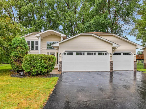 2060 121st Ln NW, Coon Rapids, MN 55448