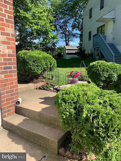 1st image of 1944 Ridley Mill Ln