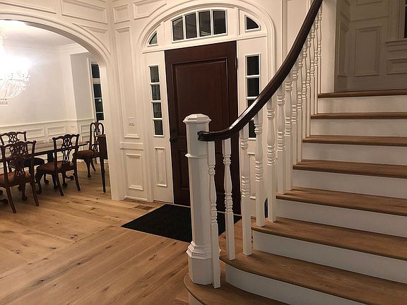 Stunning Foyer w details