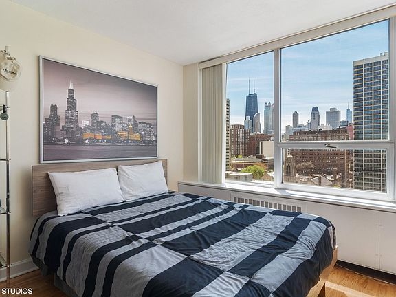 4th image of 70 W Burton Pl APT 1206