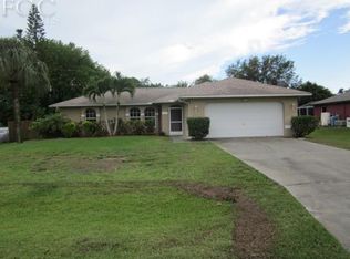 640 SW 11th St, Cape Coral, FL 33991