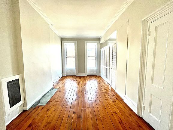 4th image of 318 President St Floor 2