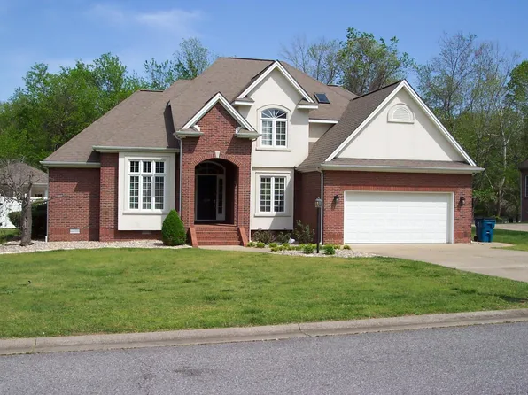 230 Cascade Dr, Paducah, KY 42003