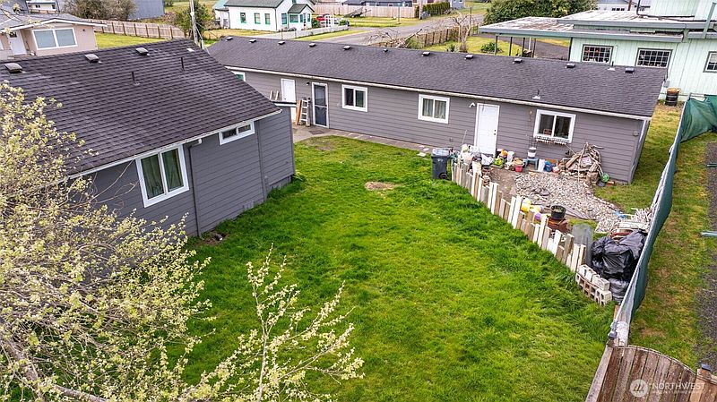 2nd image of 605 N Montesano Street