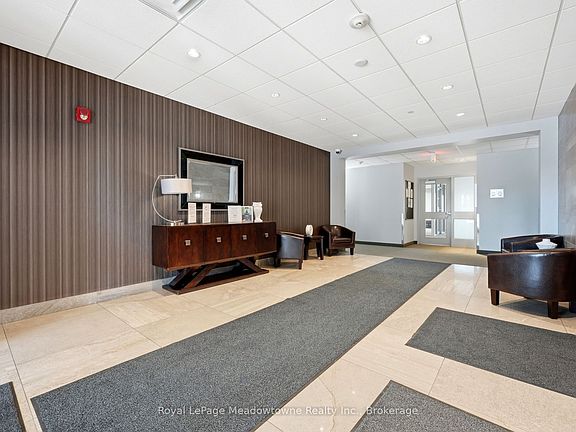 3rd image of 33 Whitmer St #109