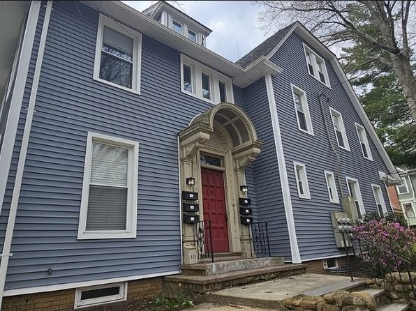 512 Whitney Ave #A02