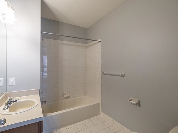 4th image of 231 Windmill Ct #431LEN