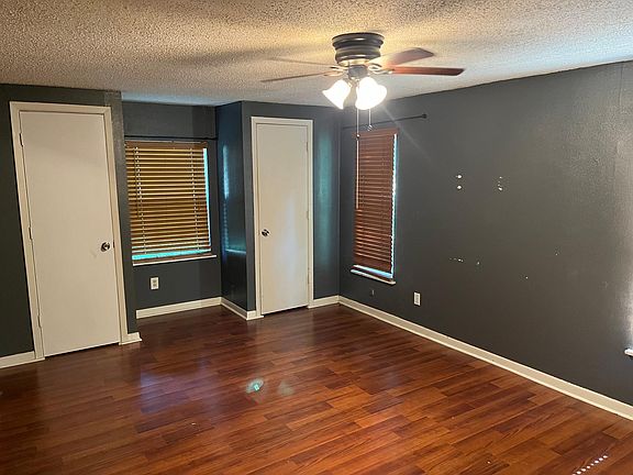 2nd image of 2309 Culbertson St