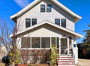 528 Forest Dr SE, Cedar Rapids, IA 52403