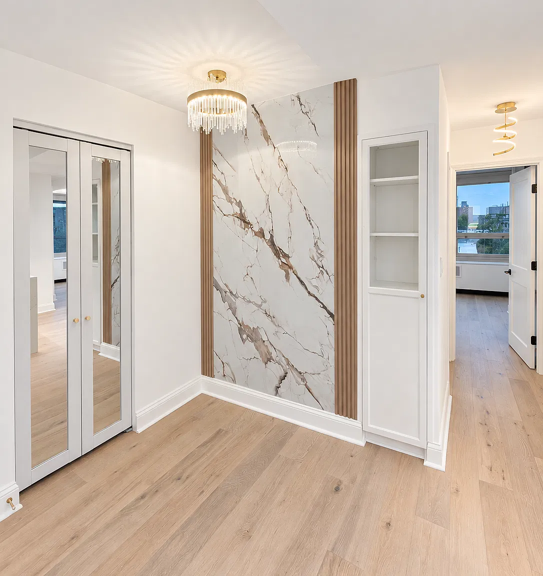 2 bed, 900 sqft, $3,775 — Photo 4