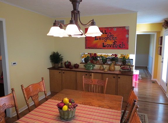 4th image of 1902 Renfrew Dr
