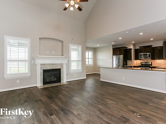 5th image of 9819 Oaklawn Dr