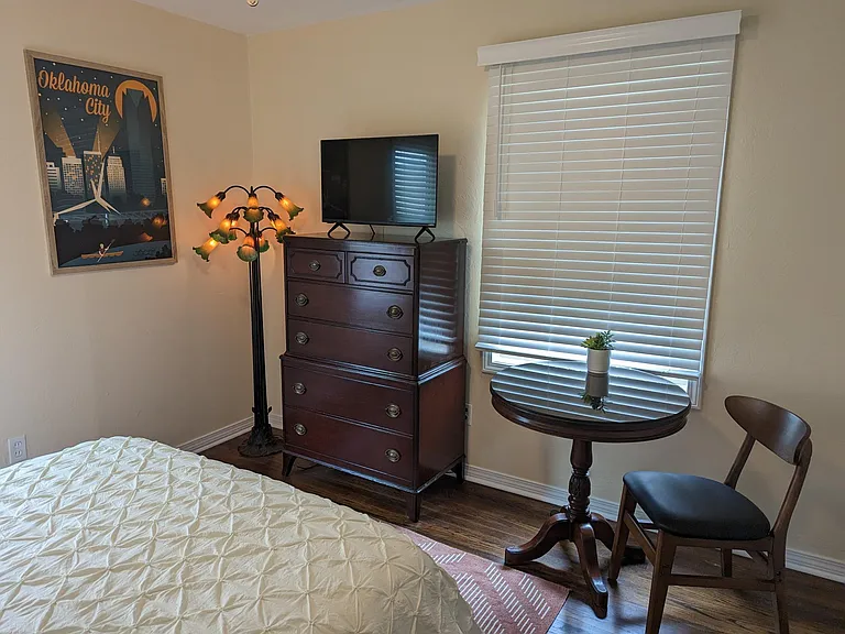 609 E Steed Dr — Photo 10