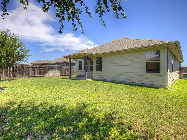 128 Sage Meadows Dr — Photo 33