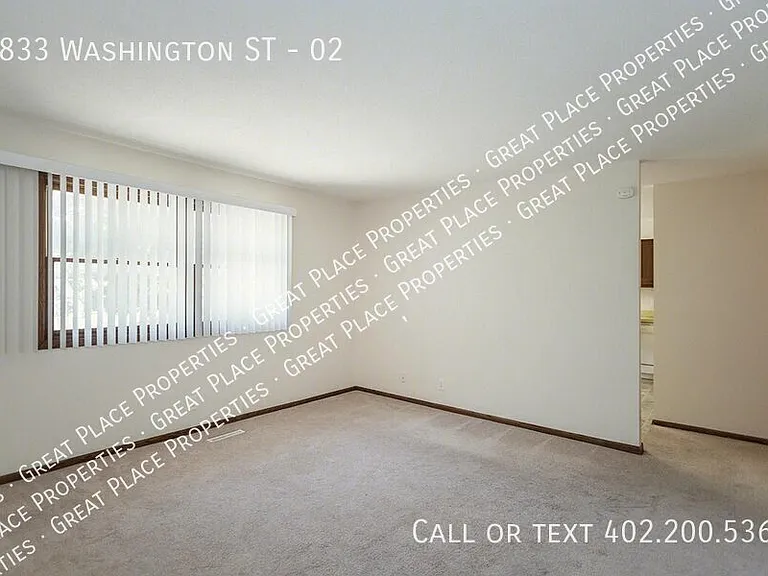 1833 Washington St #2 — Photo 12