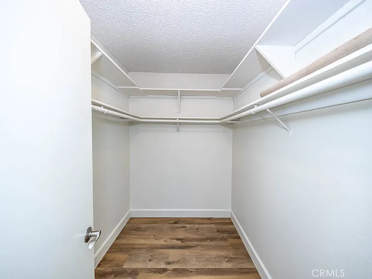 21 Ashbrook #102 — Photo 29