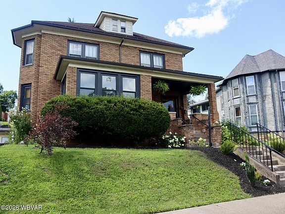 2nd image of 207 S Fairview St