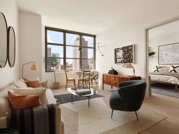 180 Front Street image 3 of 38