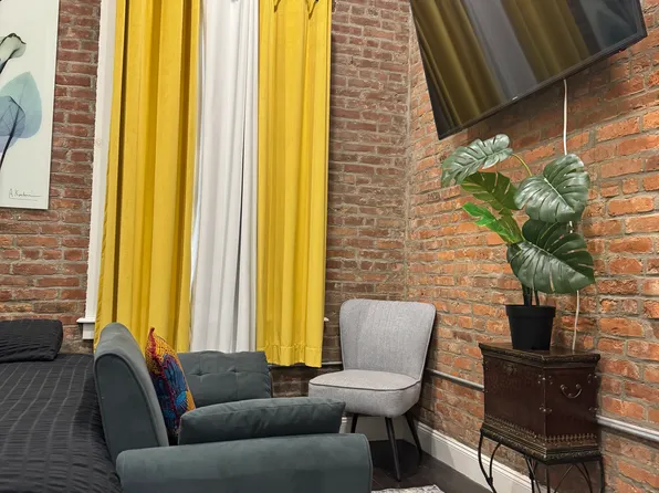 812 Ocean Avenue image 6 of 33