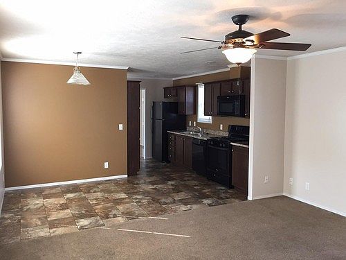 2nd image of 5260 Cromwell Ct