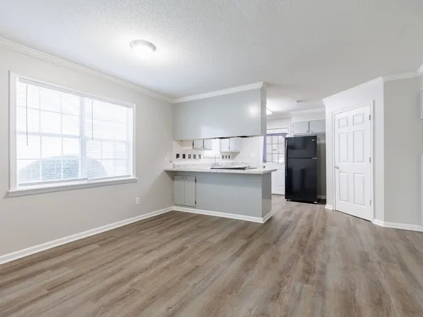 1602 Spring Meadow Cir, Valdosta, GA 31601