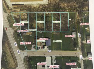 201 N 2nd Ave, Carbon Cliff, IL