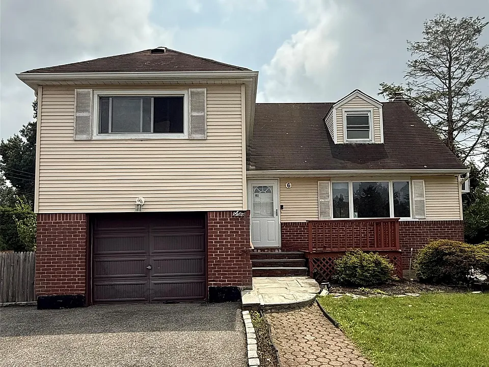 6 Gateway St