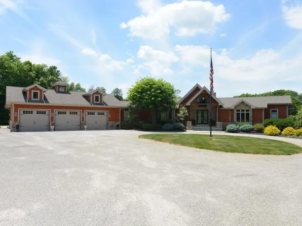 132 Liberty Woods Ct, Johnstown, OH 43031