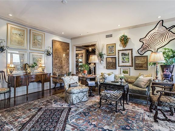 3rd image of 3505 Turtle Creek Blvd APT 9G
