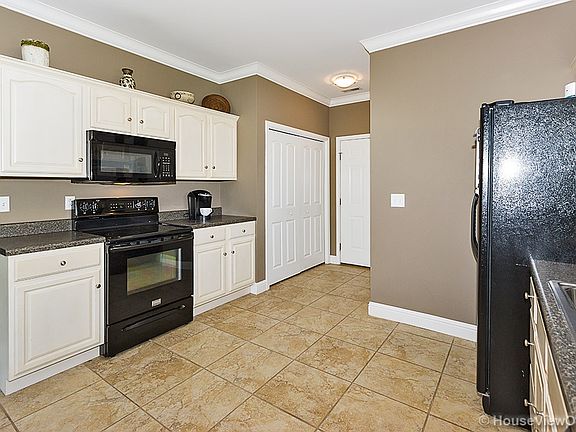 3rd image of 2234 Jonathan Dr