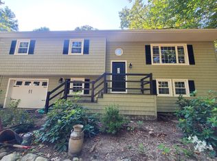 42 Lynn Rd, Ivoryton, CT 06442