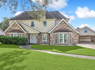 3549 Red Oak Ct, New Orleans, LA 70131