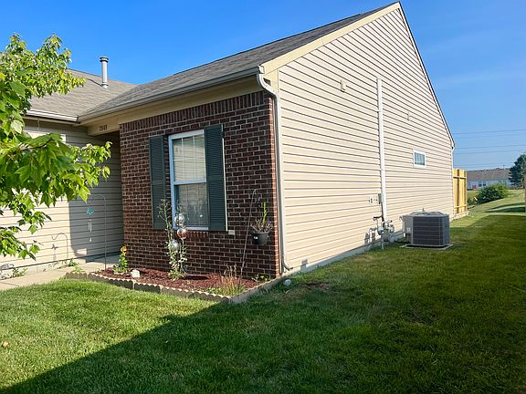 2nd image of 7849 Cork Bend Ln