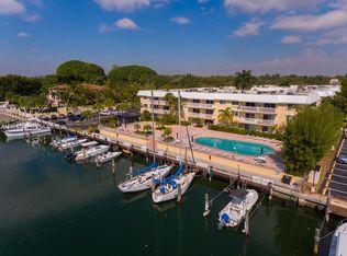 100 Edgewater Dr APT 305, Coral Gables, FL 33133