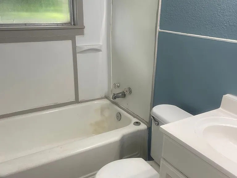 251 S Dillard Ave — Photo 4