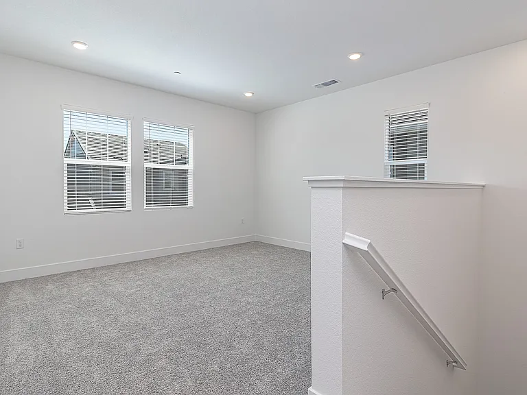 Loft, upstairs