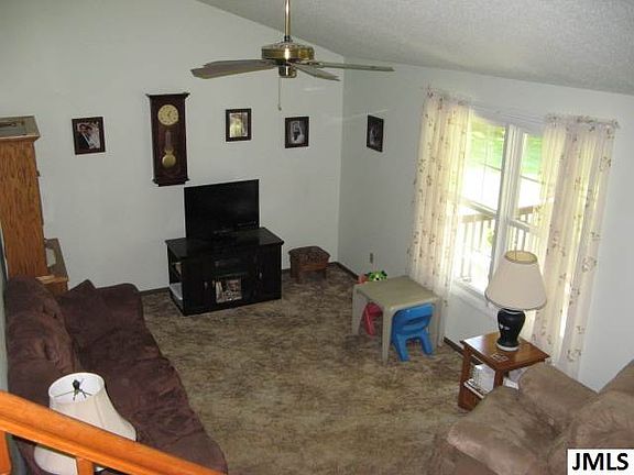 4th image of 569 Maitland Dr