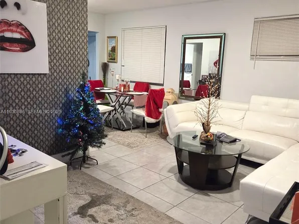 1236 NW 45th St, Miami, FL 33142