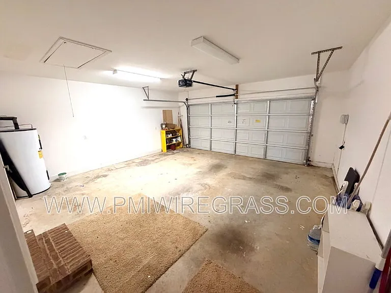 201 Windsor Garden Dr — Photo 25