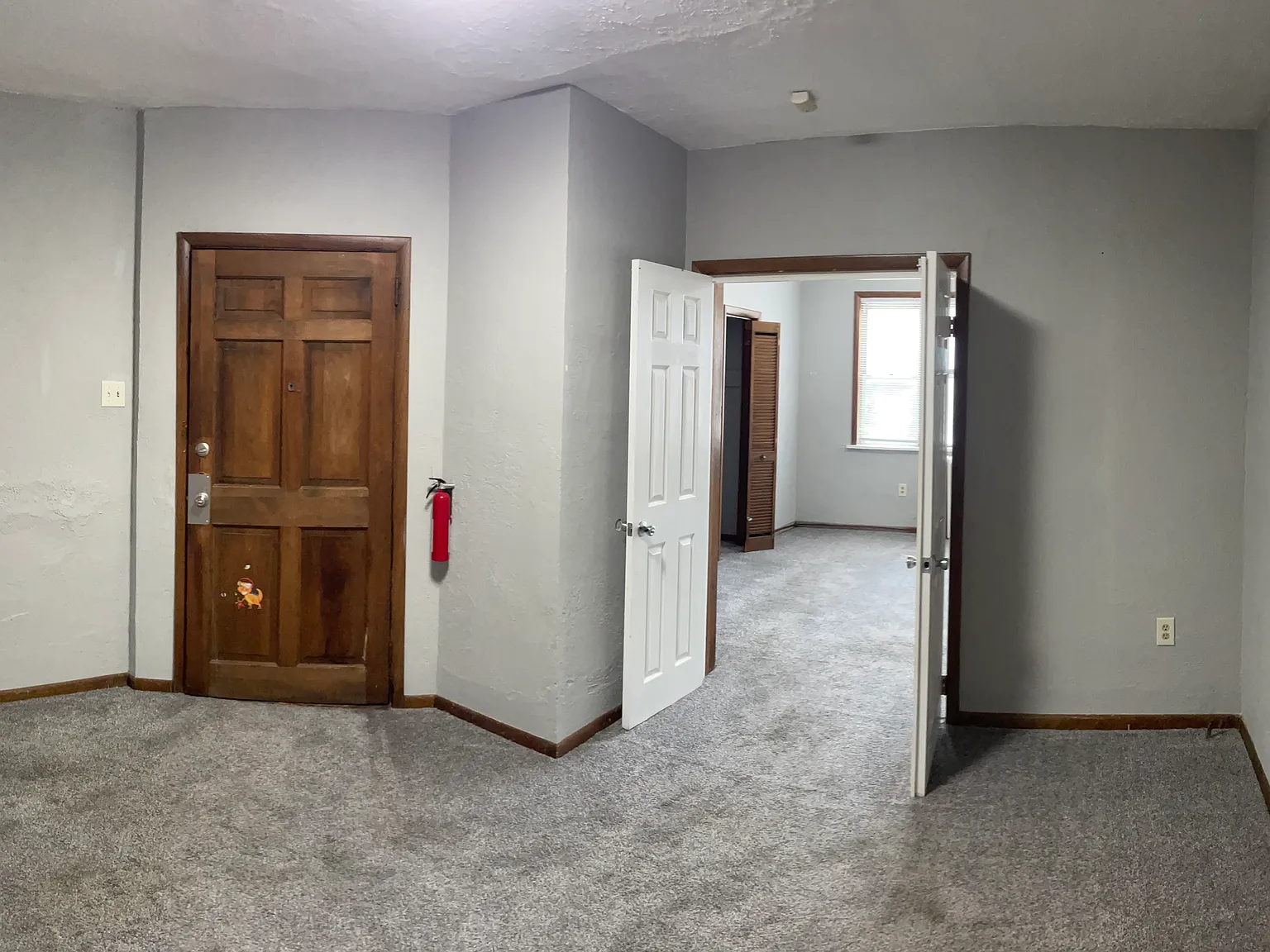 2 bed, 800 sqft, $1,050 — Photo 2