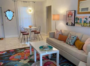 510 Prosperity Farms Rd APT 8B, North Palm Beach, FL 33408