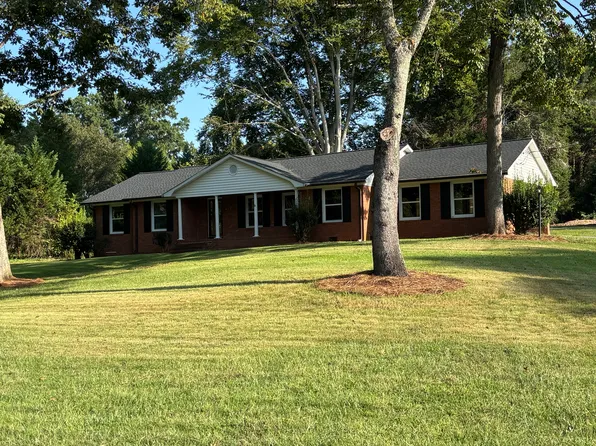(undisclosed Address), Clemmons, NC 27012