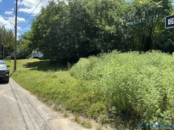 128 Virginia Ave, Petersburg, VA 23803