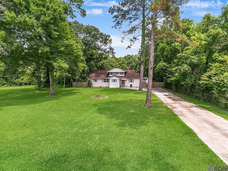 1st image of 8227 Oak View Dr