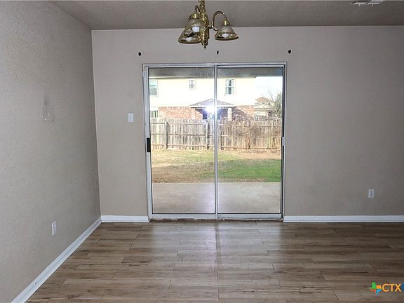 5th image of 3409 Catalina Dr